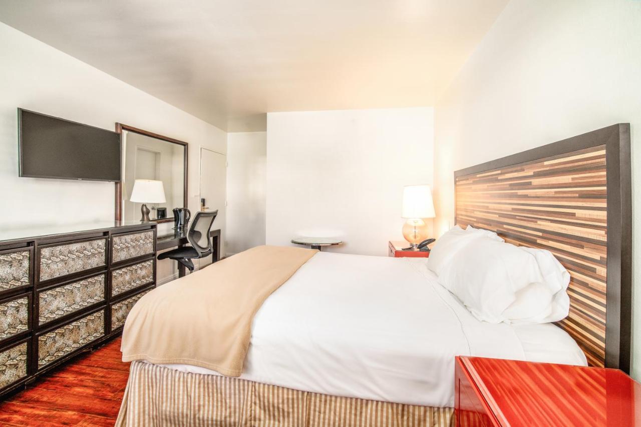 Hollywood Downtowner Inn Лос-Анджелес Экстерьер фото