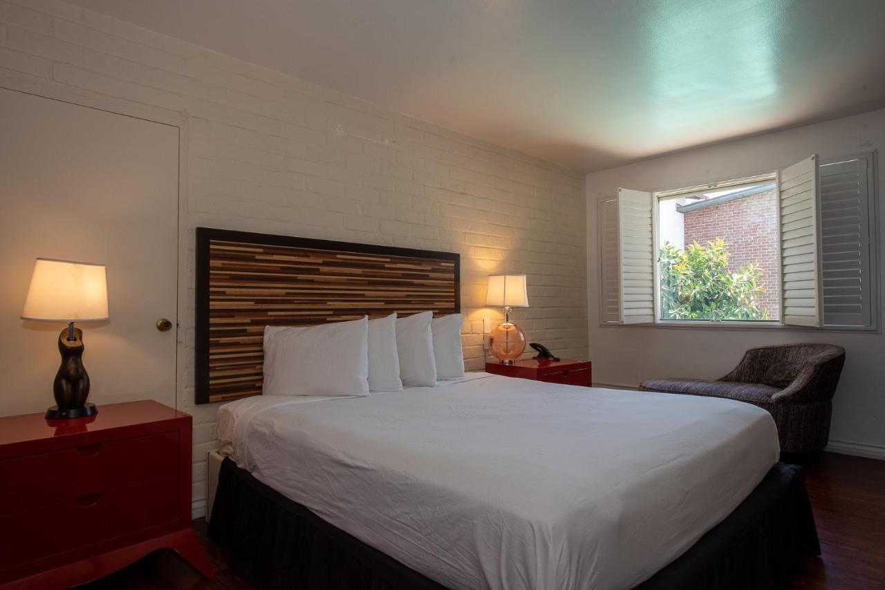 Hollywood Downtowner Inn Лос-Анджелес Экстерьер фото
