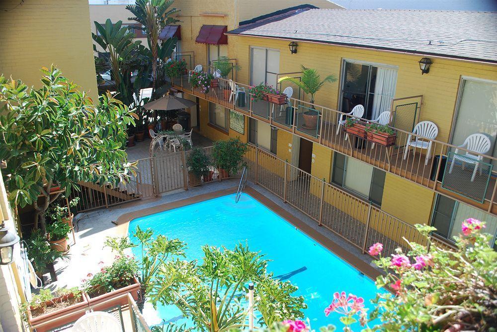 Hollywood Downtowner Inn Лос-Анджелес Экстерьер фото