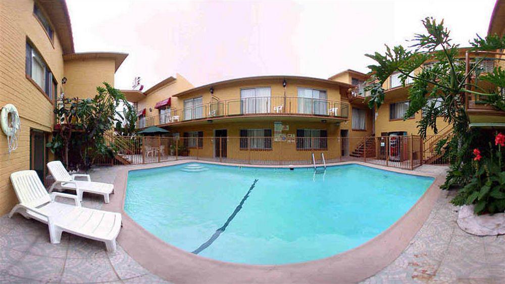 Hollywood Downtowner Inn Лос-Анджелес Экстерьер фото